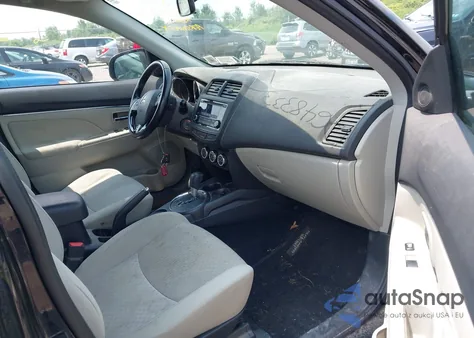 2017 Mitsubishi Outlander Sport 2.0 Es z USA, uszkodzony, nr VIN JA4AR3AU4HZ005779